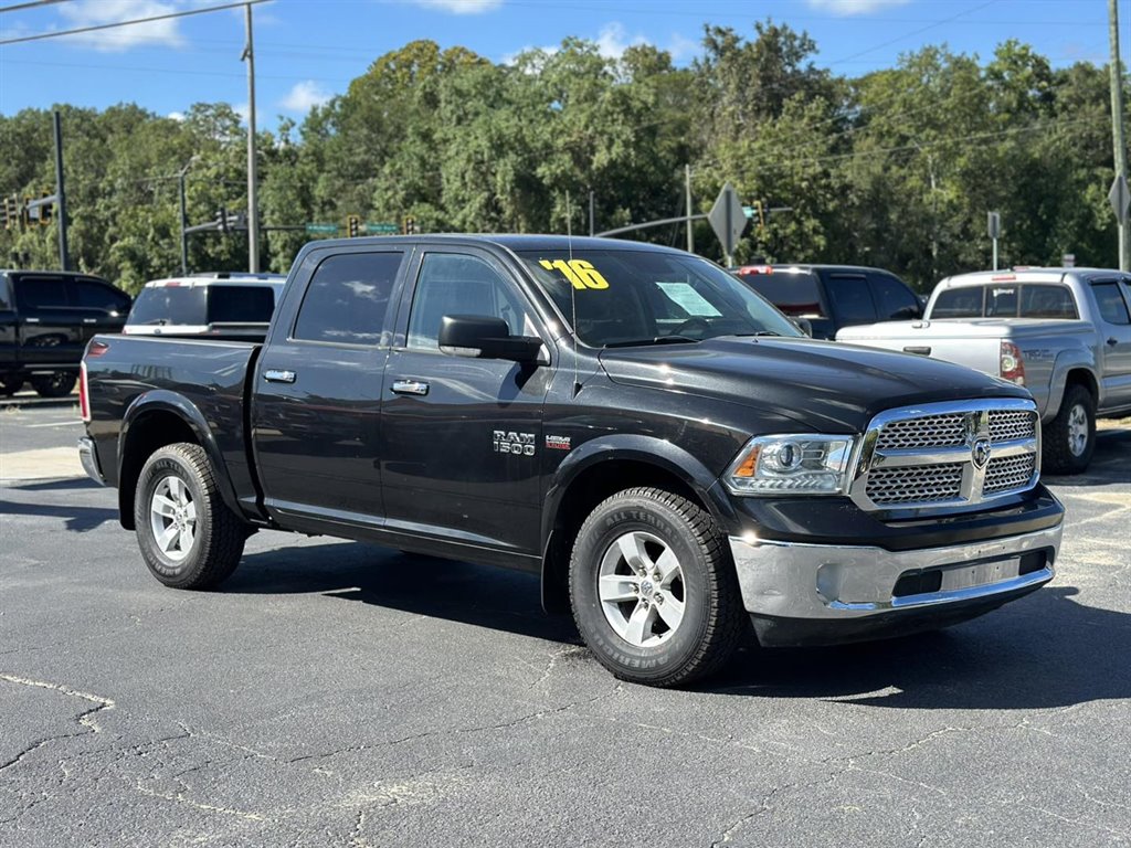 2016 RAM Ram 1500 Pickup Laramie's photo