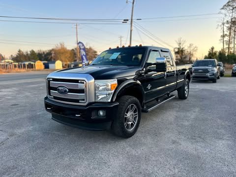 2016 Ford F-250 Super Duty Lariat photo 3