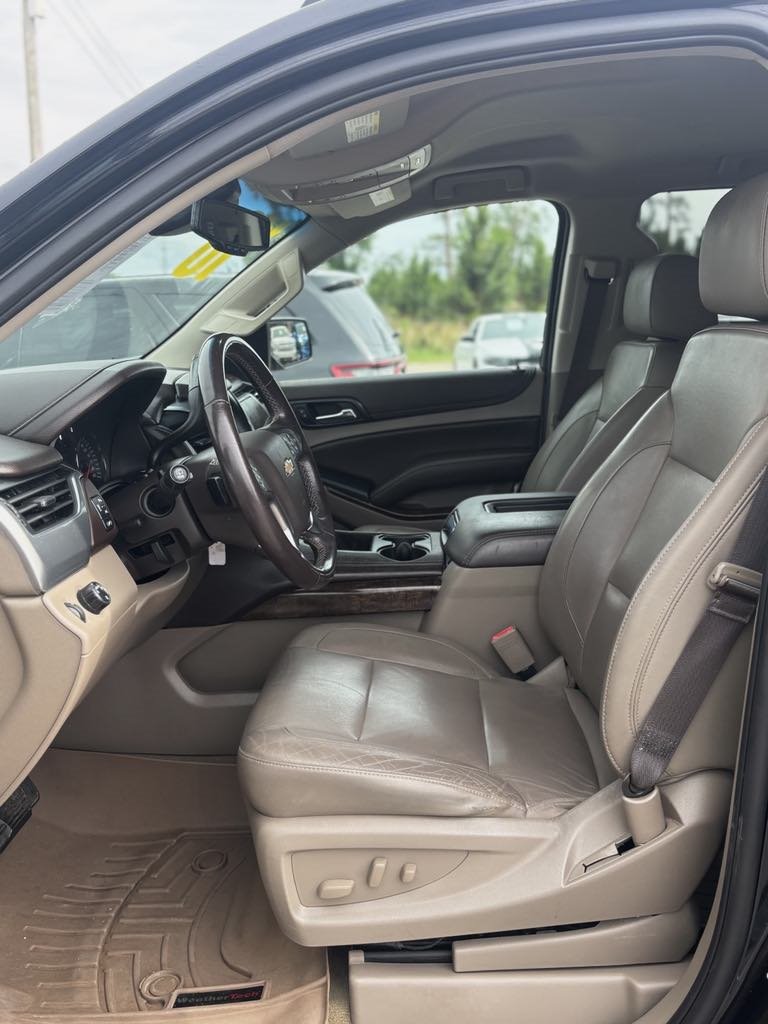 2018 Chevrolet Suburban LT - Photo 8