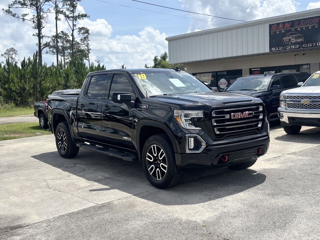 2019 GMC Sierra 1500 AT4's photo