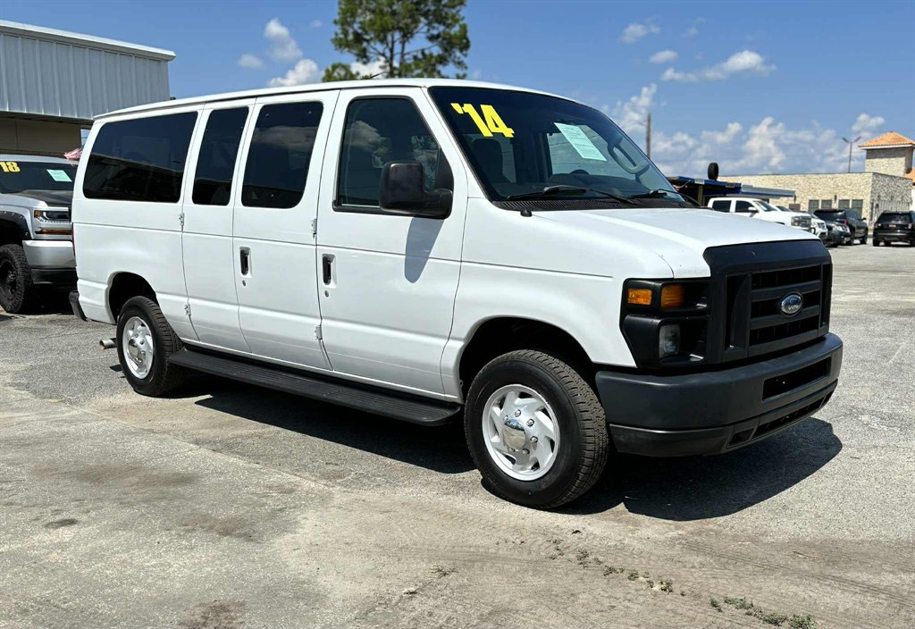 2014 Ford E-Series Econoline Wagon XL