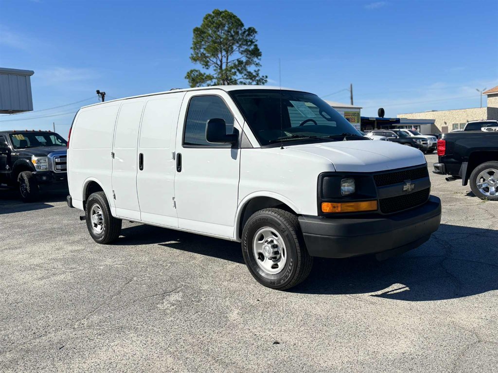 2016 Chevrolet Express Cargo Work Van's photo